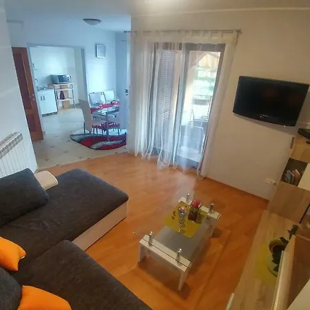Luna Apartmán *